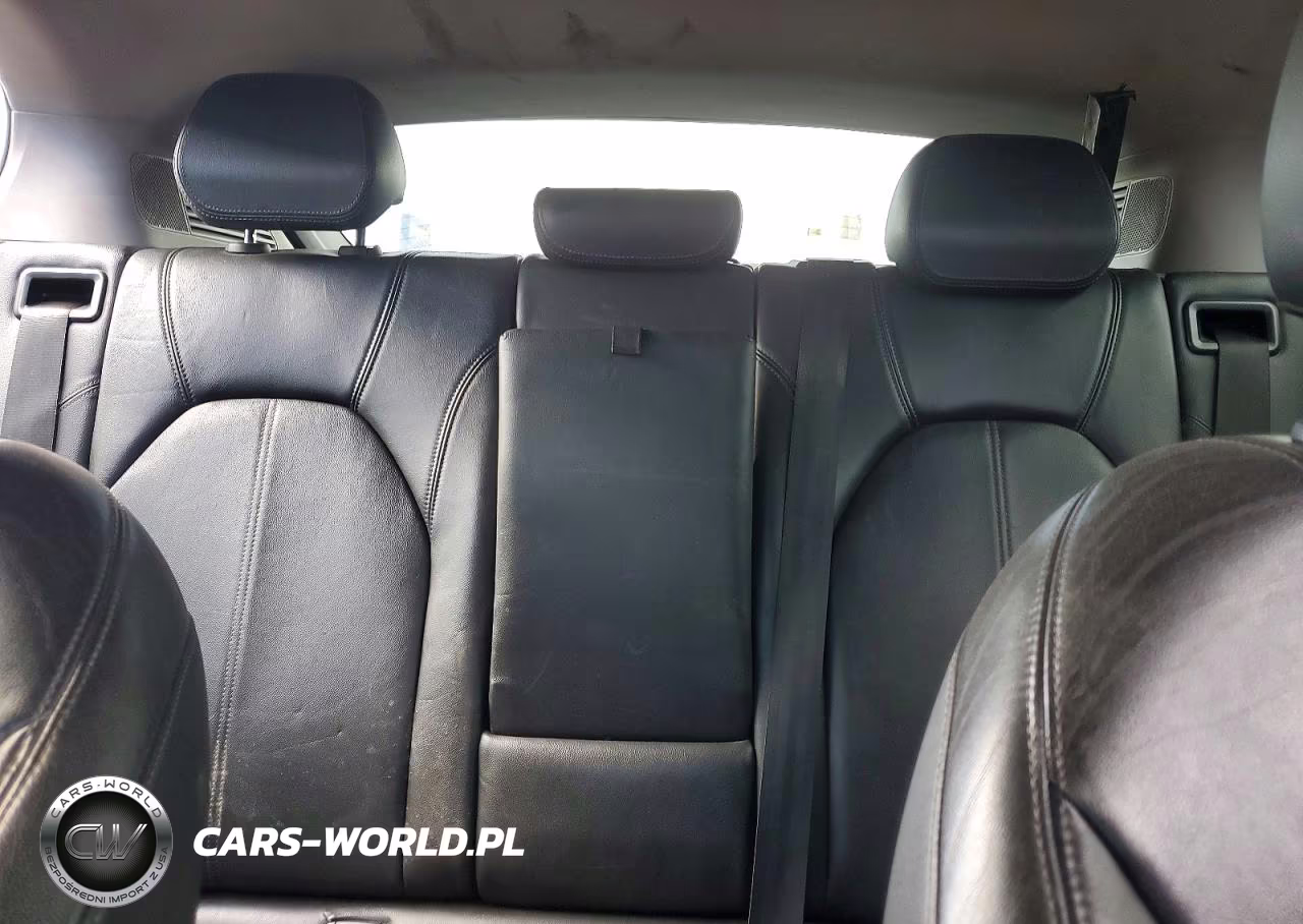 2019 Alfa Romeo Stelvio VIN:ZASPAKAN5K7C32788 - 10