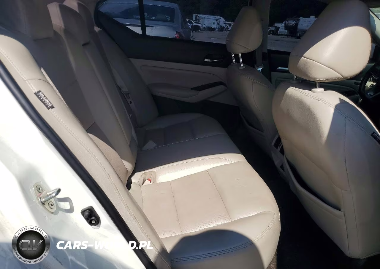 2020 Nissan Altima Platinum VIN:1N4BL4FV9LN303642 - 10