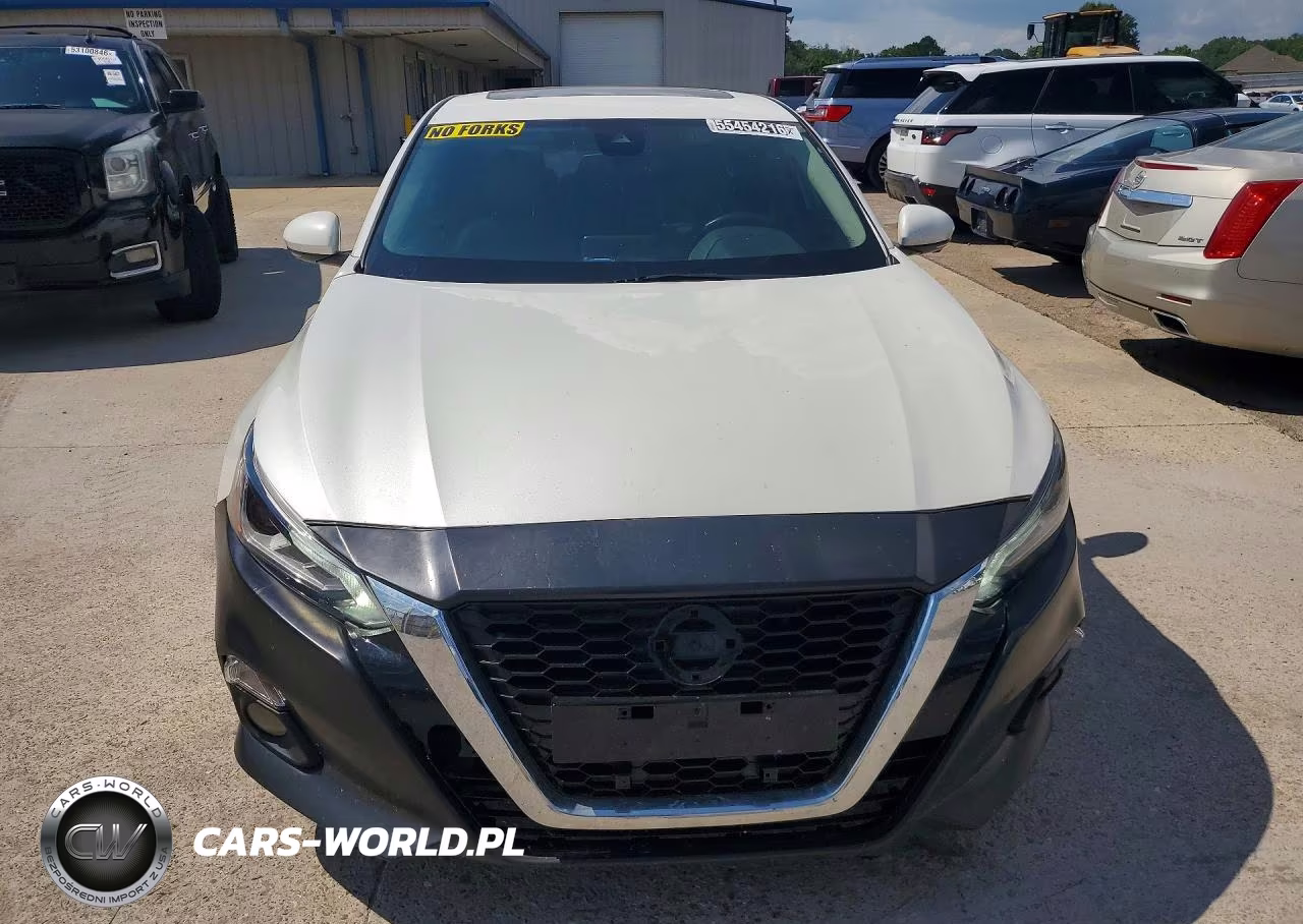 2020 Nissan Altima Platinum VIN:1N4BL4FV9LN303642 - 5