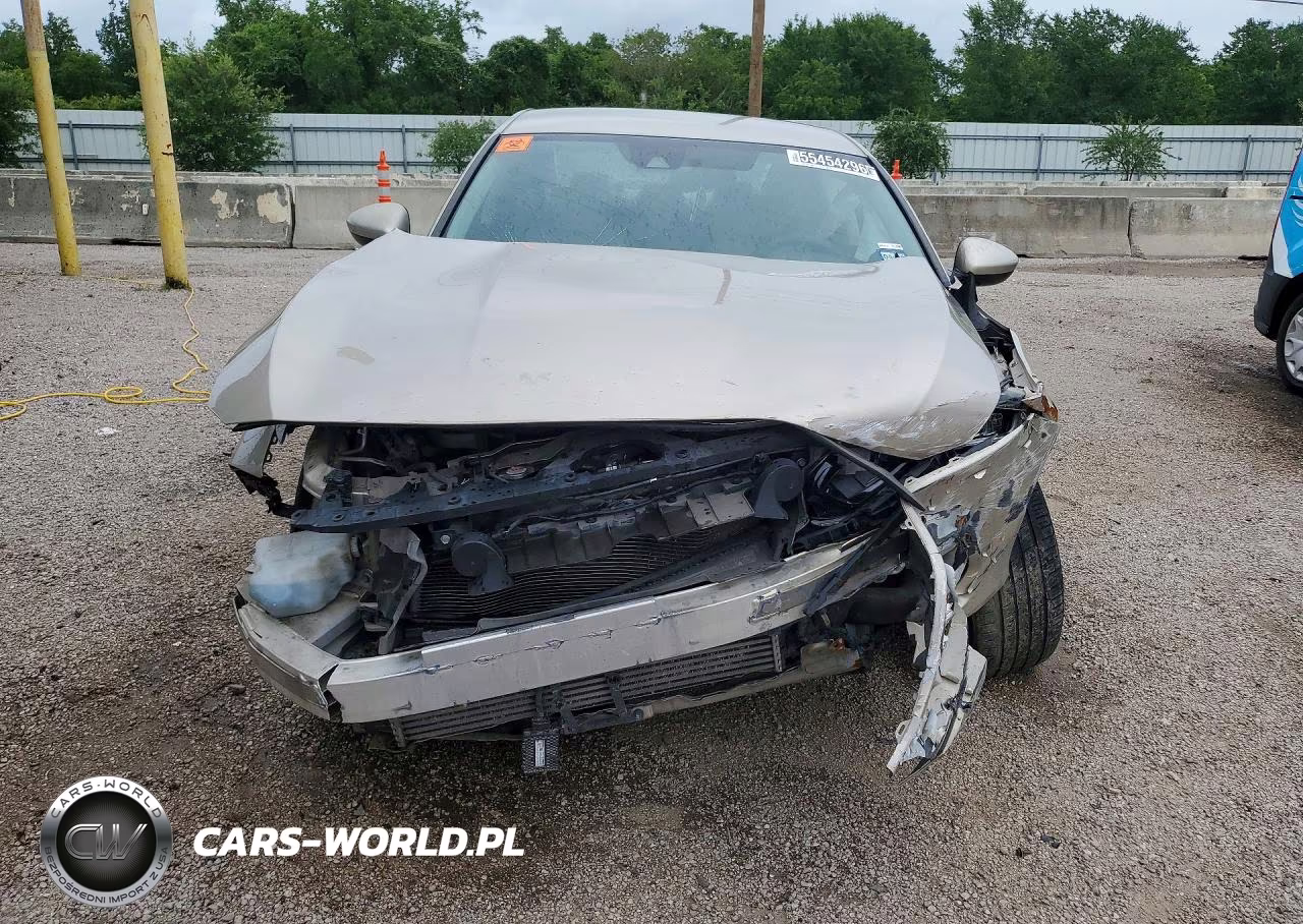 2018 Honda Accord Lx VIN:1HGCV1F13JA104743 - 5