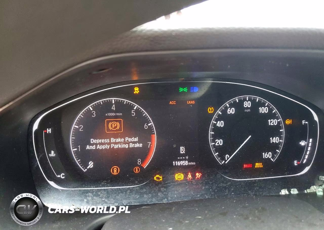 2018 Honda Accord Lx VIN:1HGCV1F13JA104743 - 9