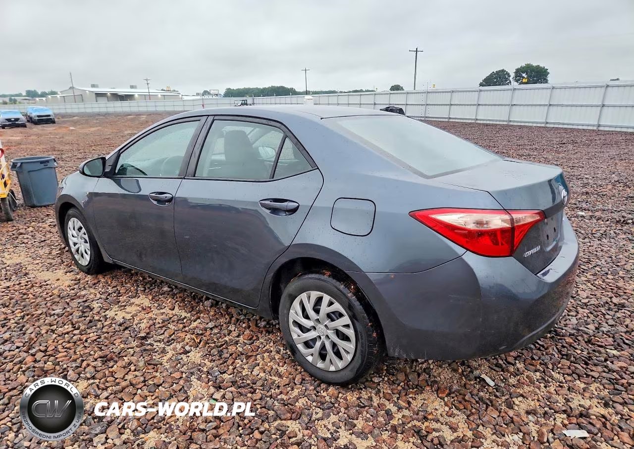 2018 Toyota Corolla Le VIN:2T1BURHE4JC971964 - 2