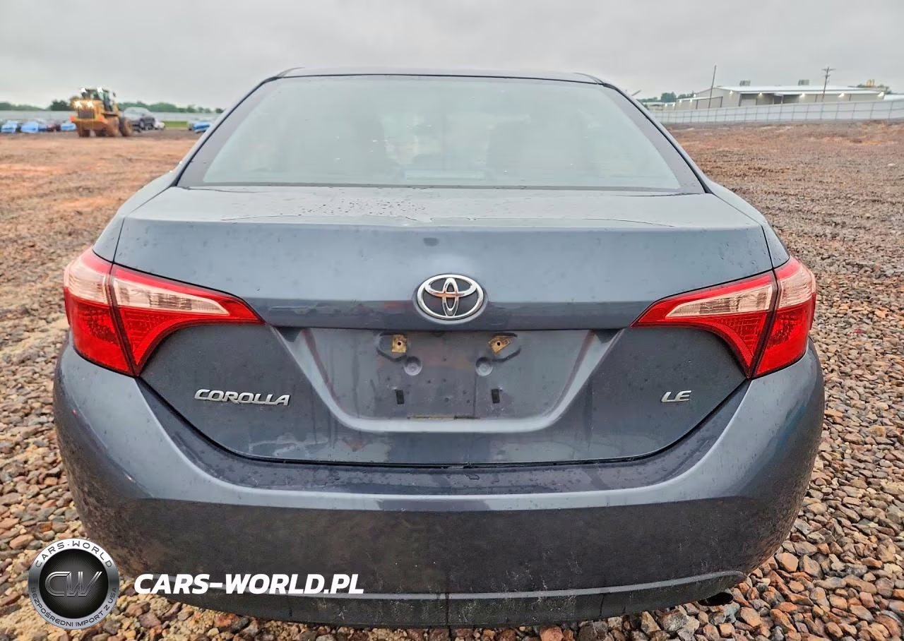 2018 Toyota Corolla Le VIN:2T1BURHE4JC971964 - 6