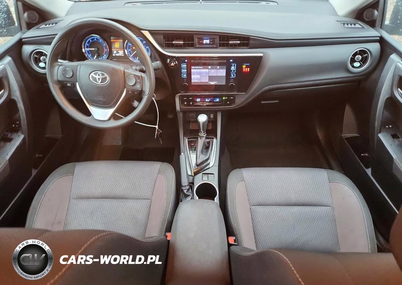 2018 Toyota Corolla Le VIN:2T1BURHE4JC971964 - 8