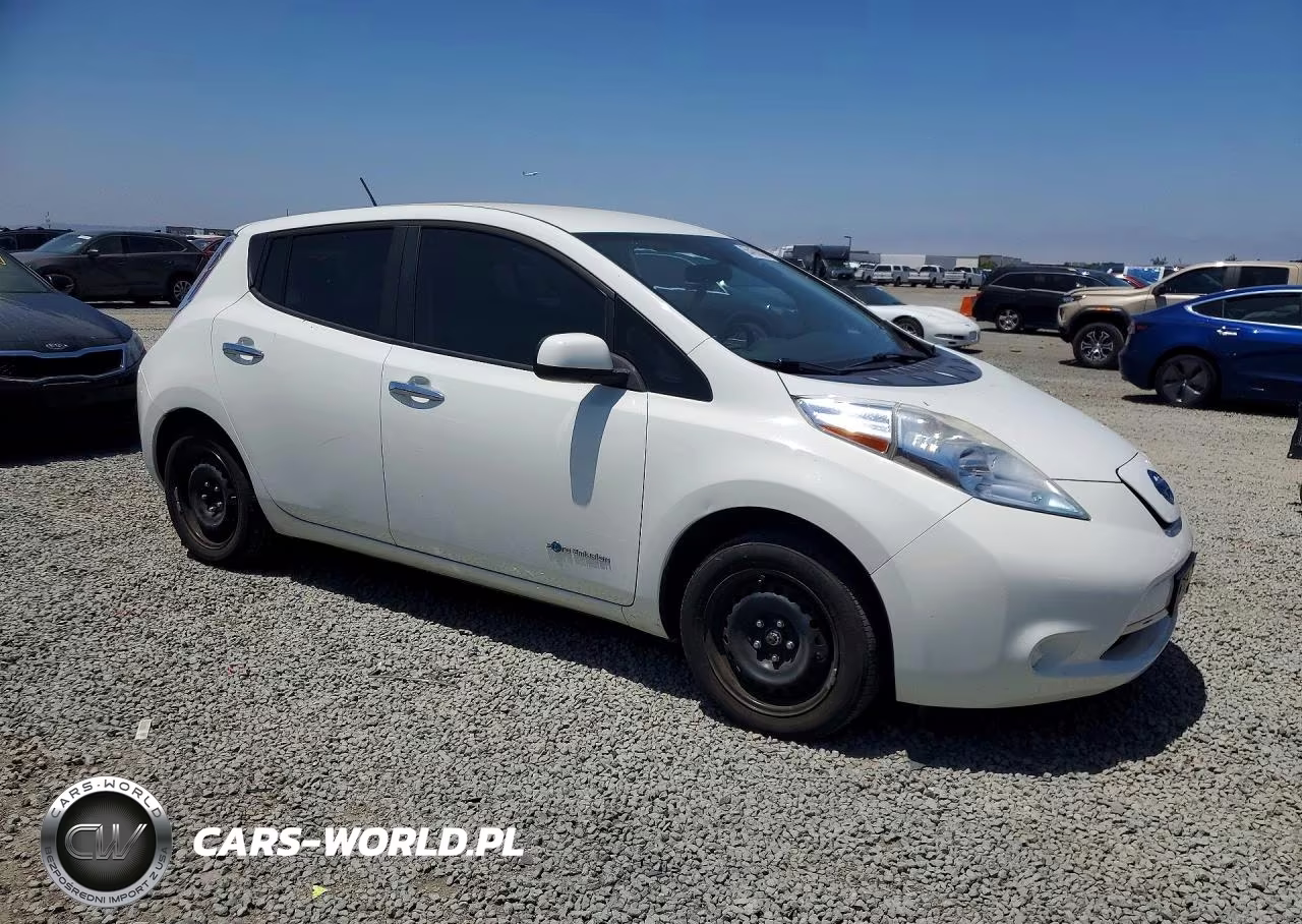2015 Nissan Leaf S VIN:1N4AZ0CP2FC329475 - 4
