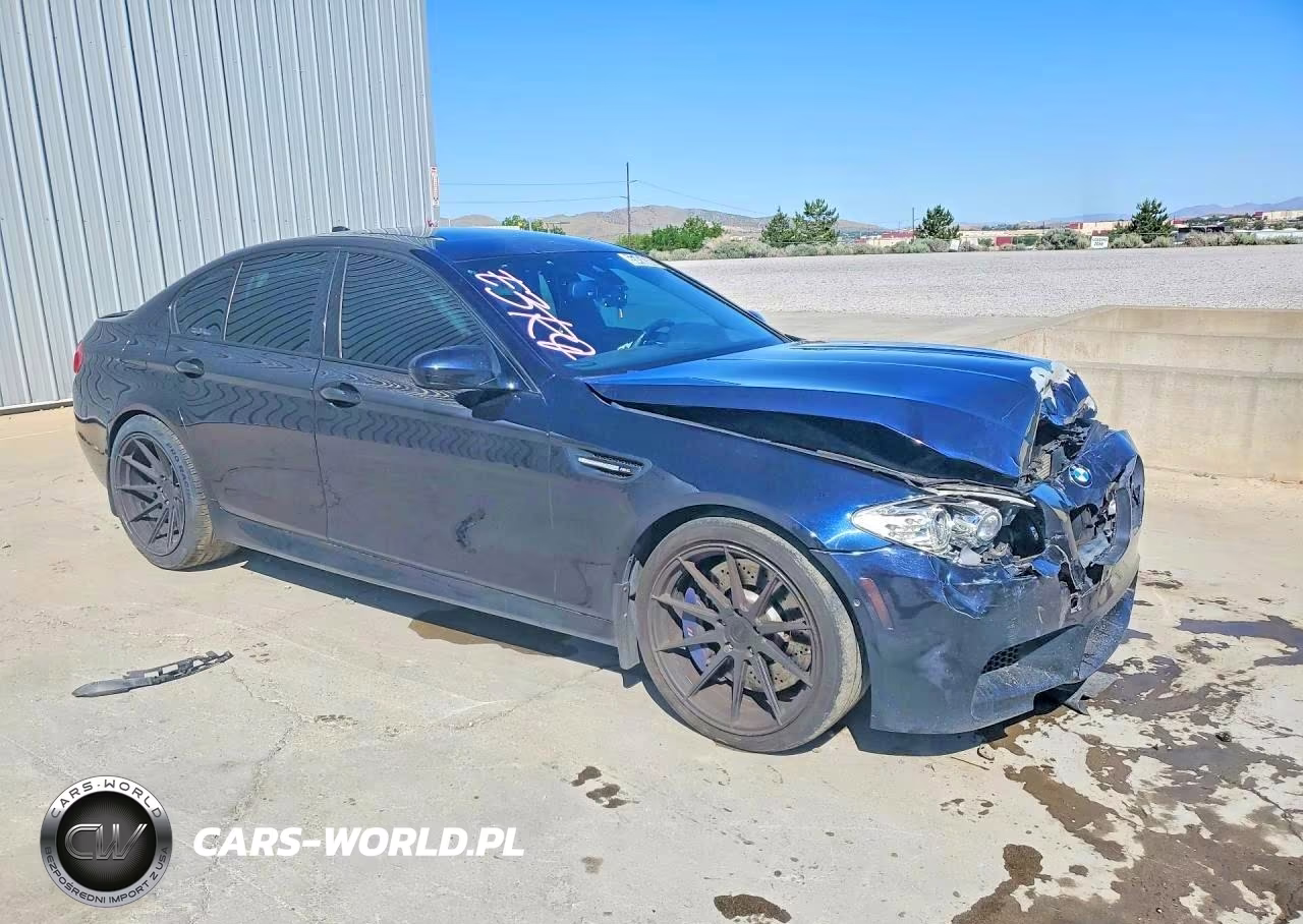 2013 BMW M5 VIN:WBSFV9C50DC773992 - 4