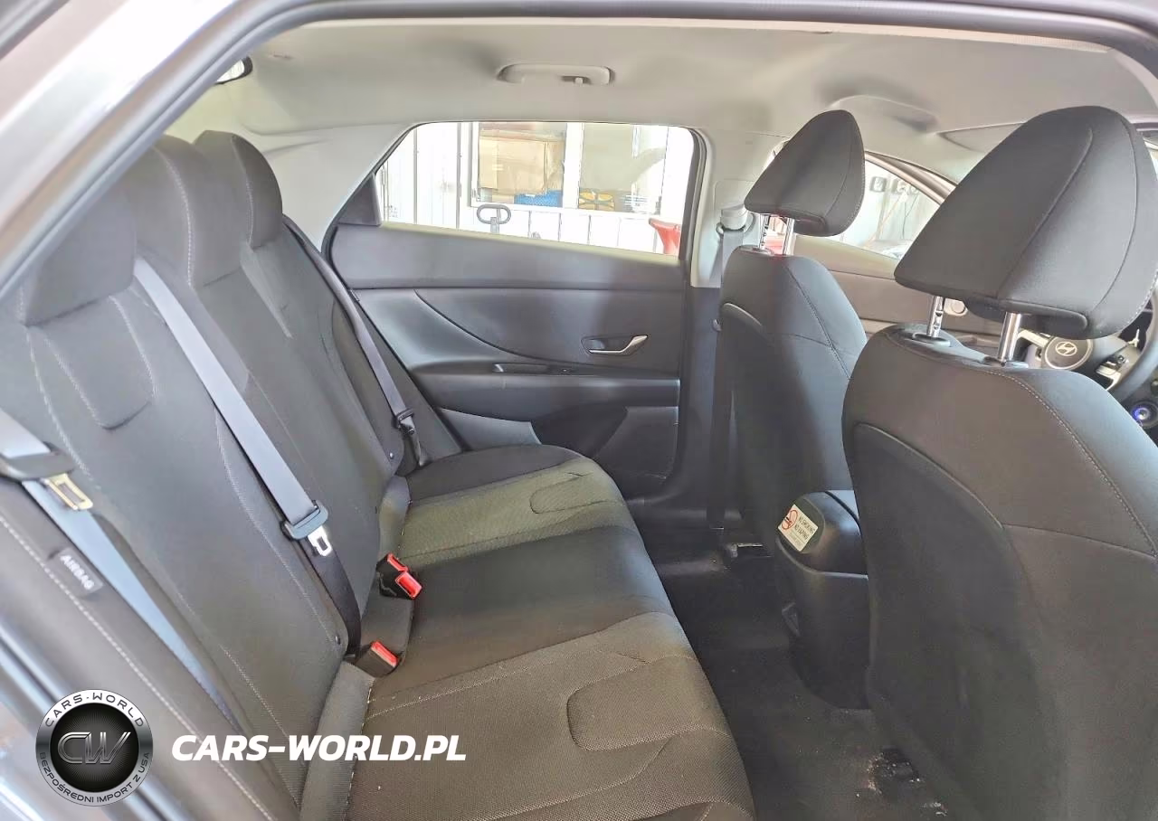 2025 Hyundai Elantra Se VIN:KMHLL4DGXSU087187 - 10