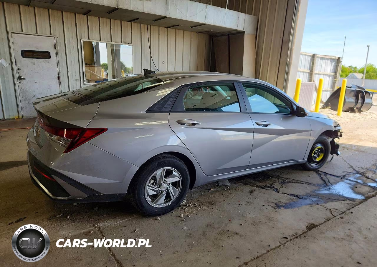 2025 Hyundai Elantra Se VIN:KMHLL4DGXSU087187 - 3