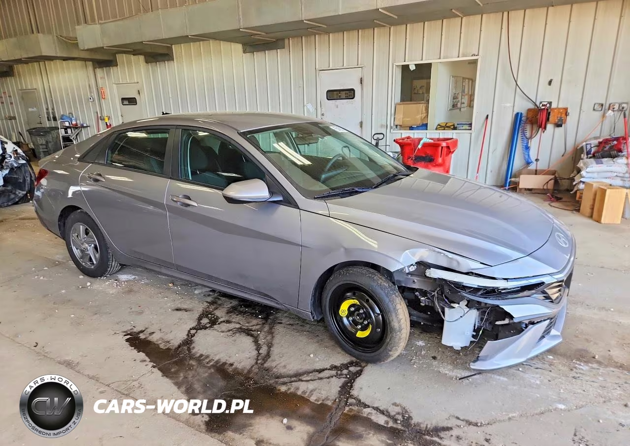 2025 Hyundai Elantra Se VIN:KMHLL4DGXSU087187 - 4