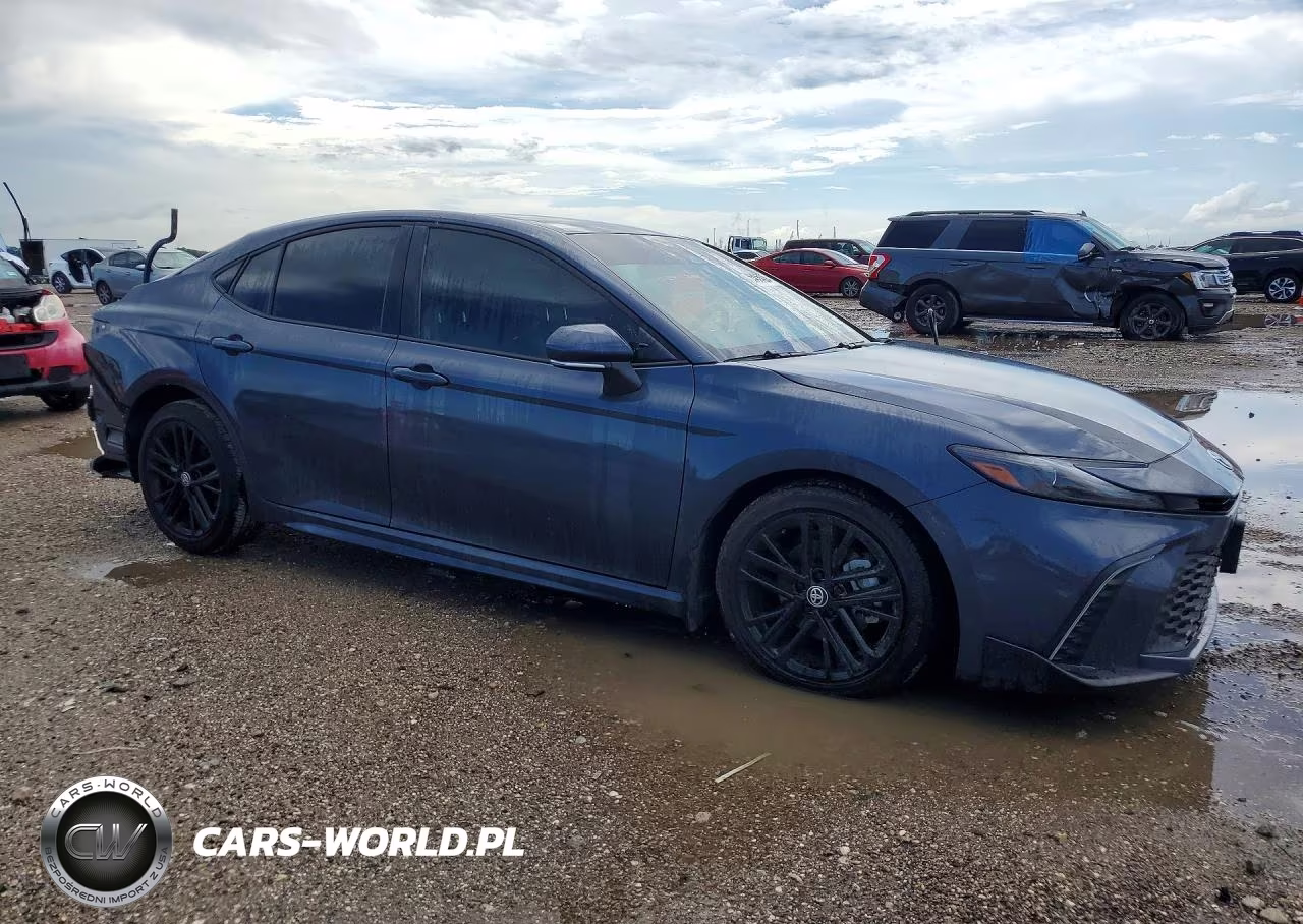 2026 Toyota Camry Se VIN:4T1DAACKXTU654367 - 4