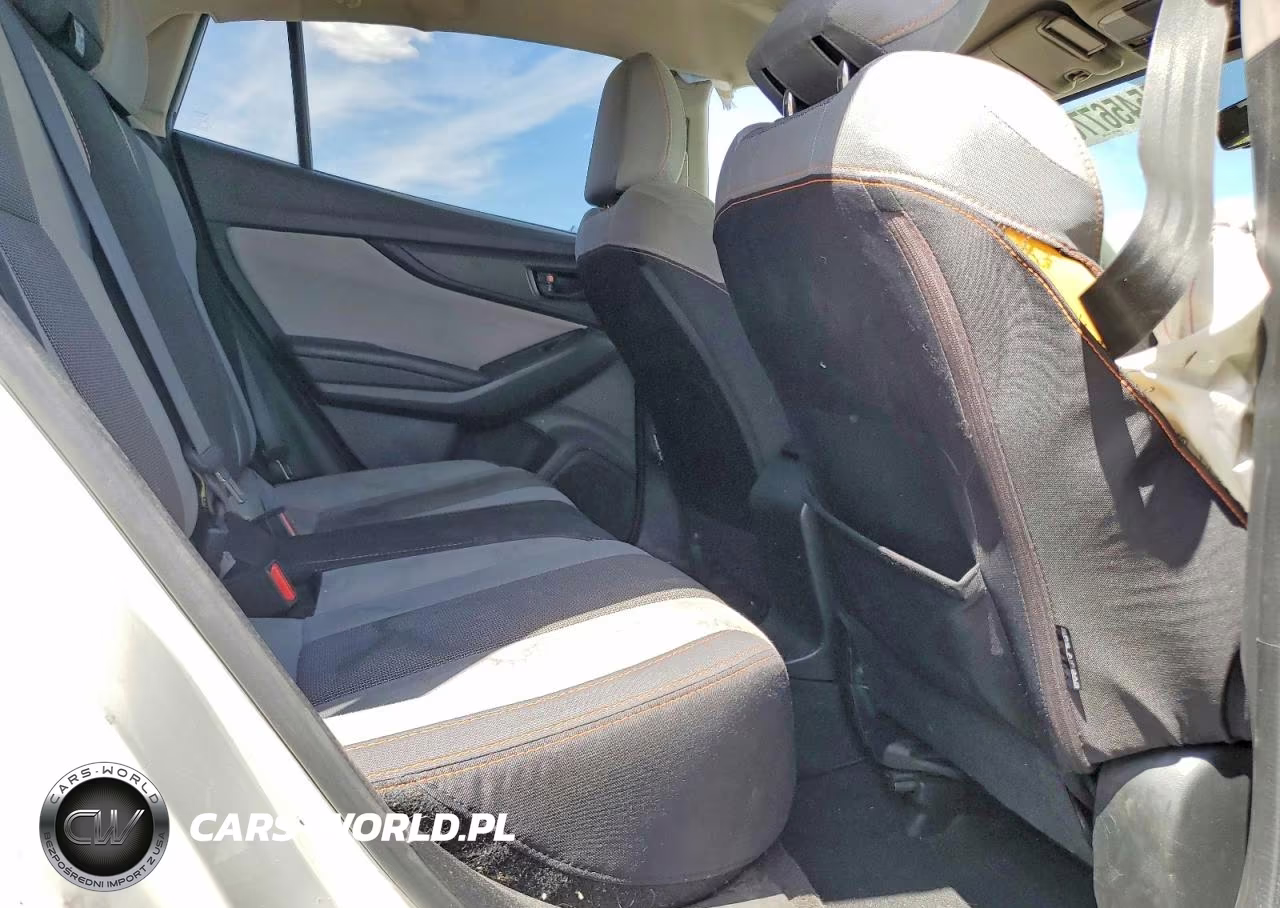 2018 Subaru Crosstrek Premium VIN:JF2GTABC3JH240280 - 11