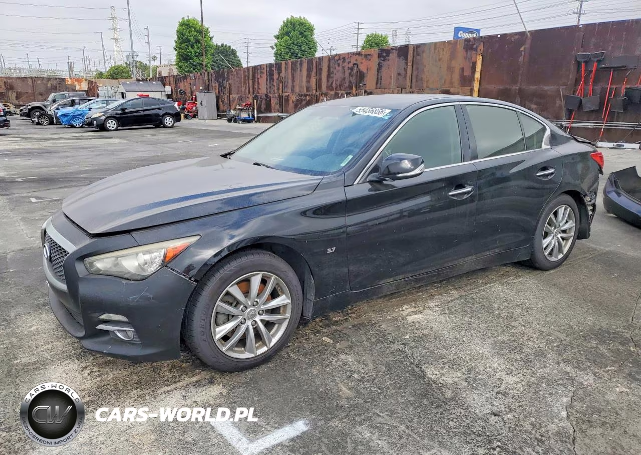 2015 Infiniti Q50 Premium