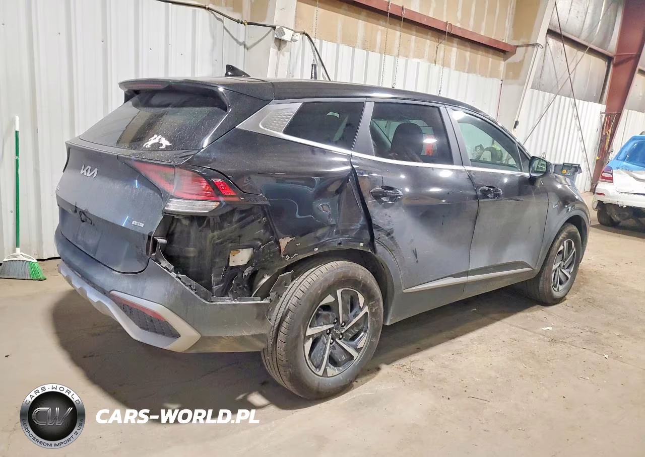 2024 Kia Sportage Lx VIN:KNDPUCDG4R7136454 - 3