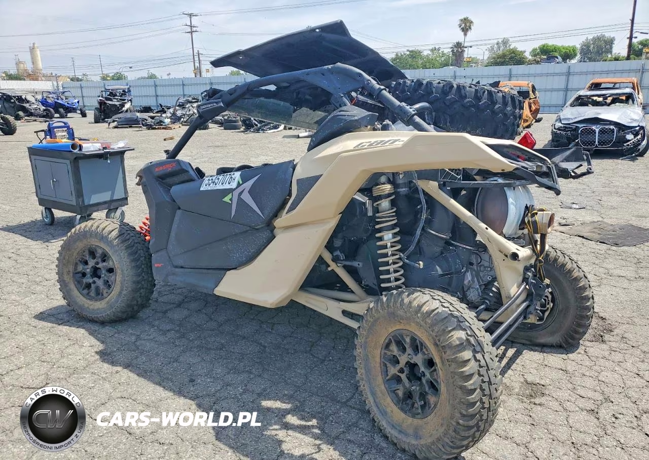 2023 Can-Am Maverick X3 Utility Vehicle VIN:3JBVDAV27PE000009 - 3