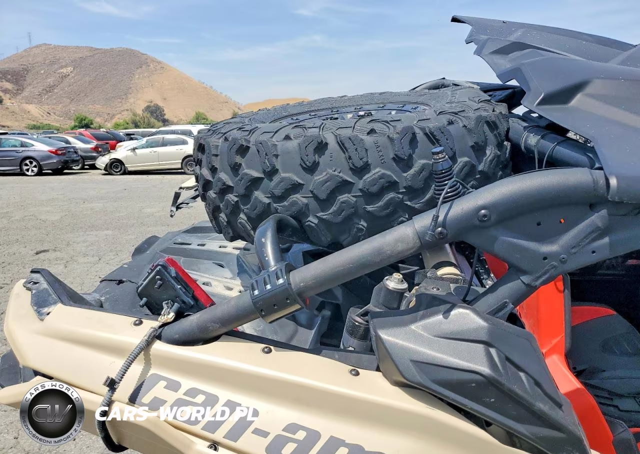 2023 Can-Am Maverick X3 Utility Vehicle VIN:3JBVDAV27PE000009 - 6