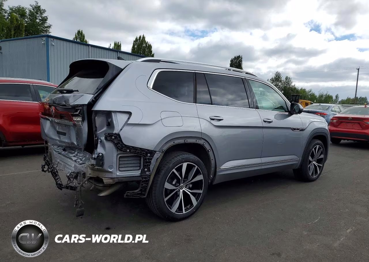 2024 Volkswagen Atlas Sel Premium R-Line VIN:1V2FR2CA8RC582570 - 3