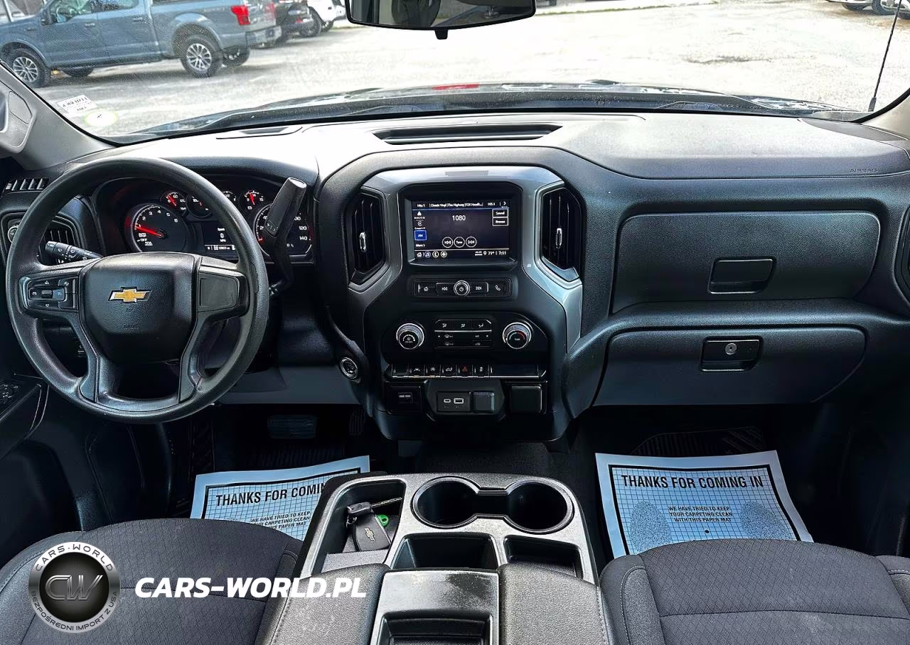 2022 Chevrolet Silverado K1500 Custom VIN:1GCPDBEK7NZ549593 - 9
