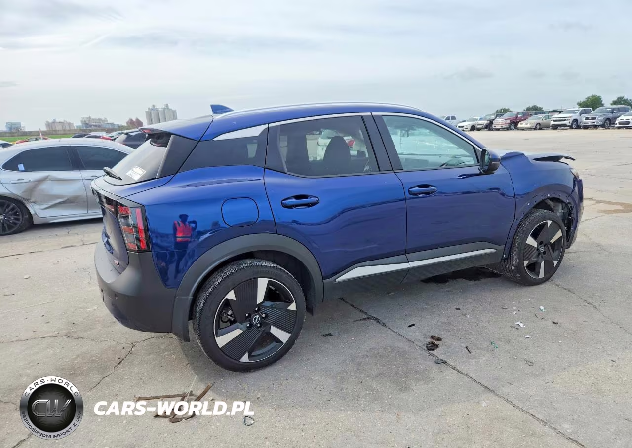 2025 Nissan Kicks Sr VIN:3N8AP6DA2SL340329 - 3