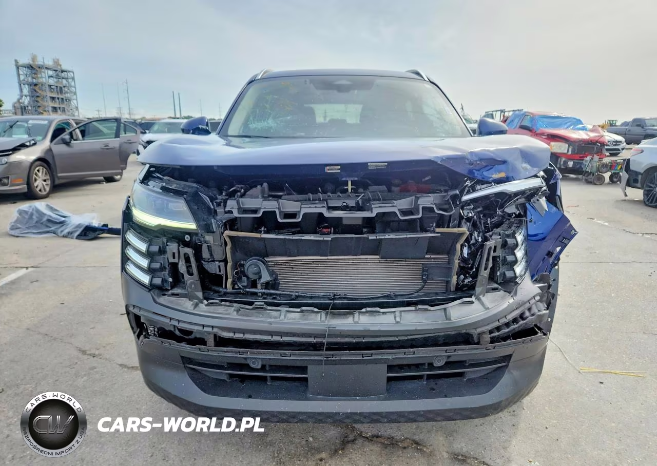 2025 Nissan Kicks Sr VIN:3N8AP6DA2SL340329 - 5
