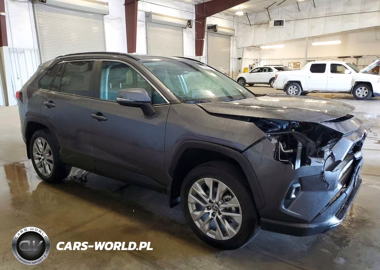 2023 Toyota Rav4 Xle Premium VIN:2T3A1RFV3PC371198 - 4
