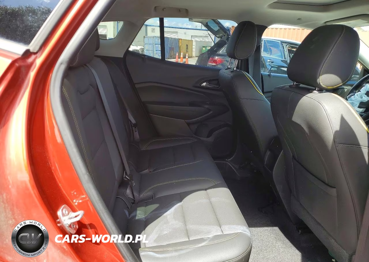 2024 Chevrolet Trax Activ VIN:KL77LKE22RC023719 - 11