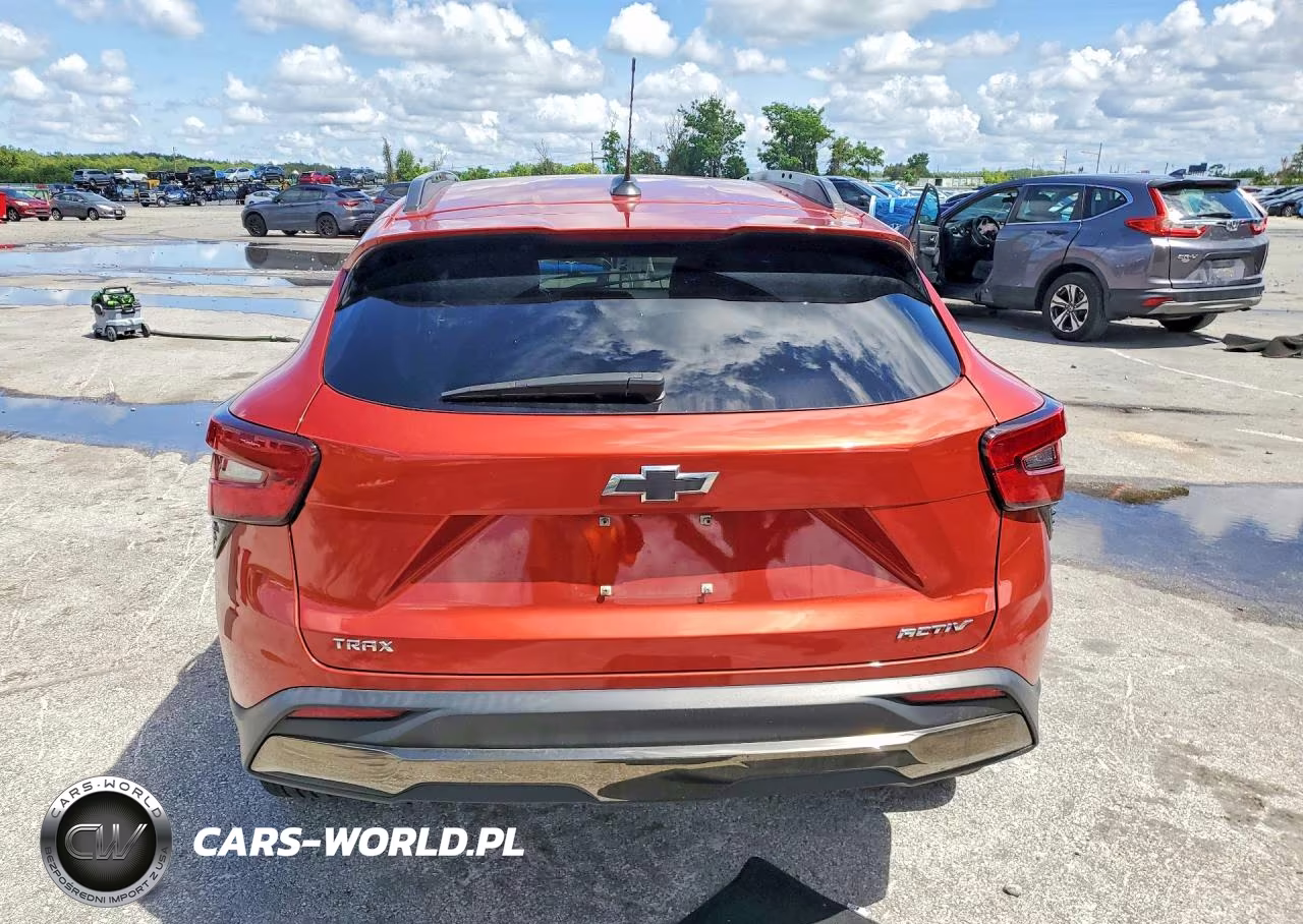 2024 Chevrolet Trax Activ VIN:KL77LKE22RC023719 - 6