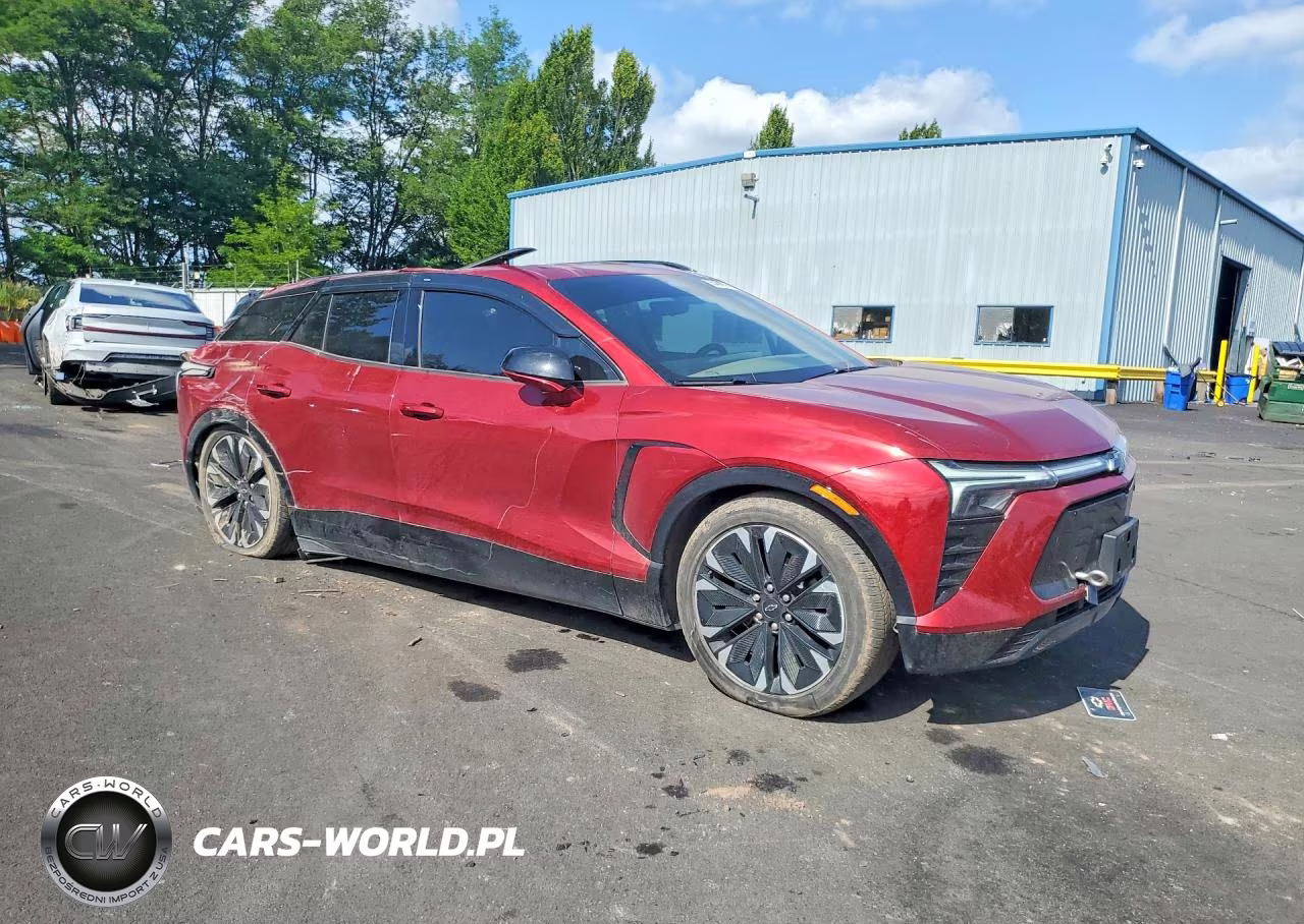 2025 Chevrolet Blazer Rs VIN:3GNKDCRM7SS244414 - 4