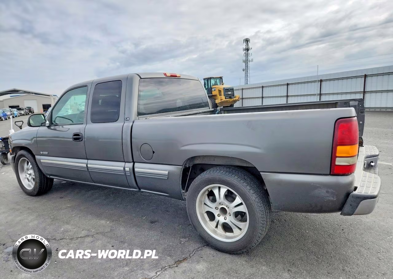 2001 Chevrolet Silverado C1500 VIN:2GCEC19T611137868 - 2