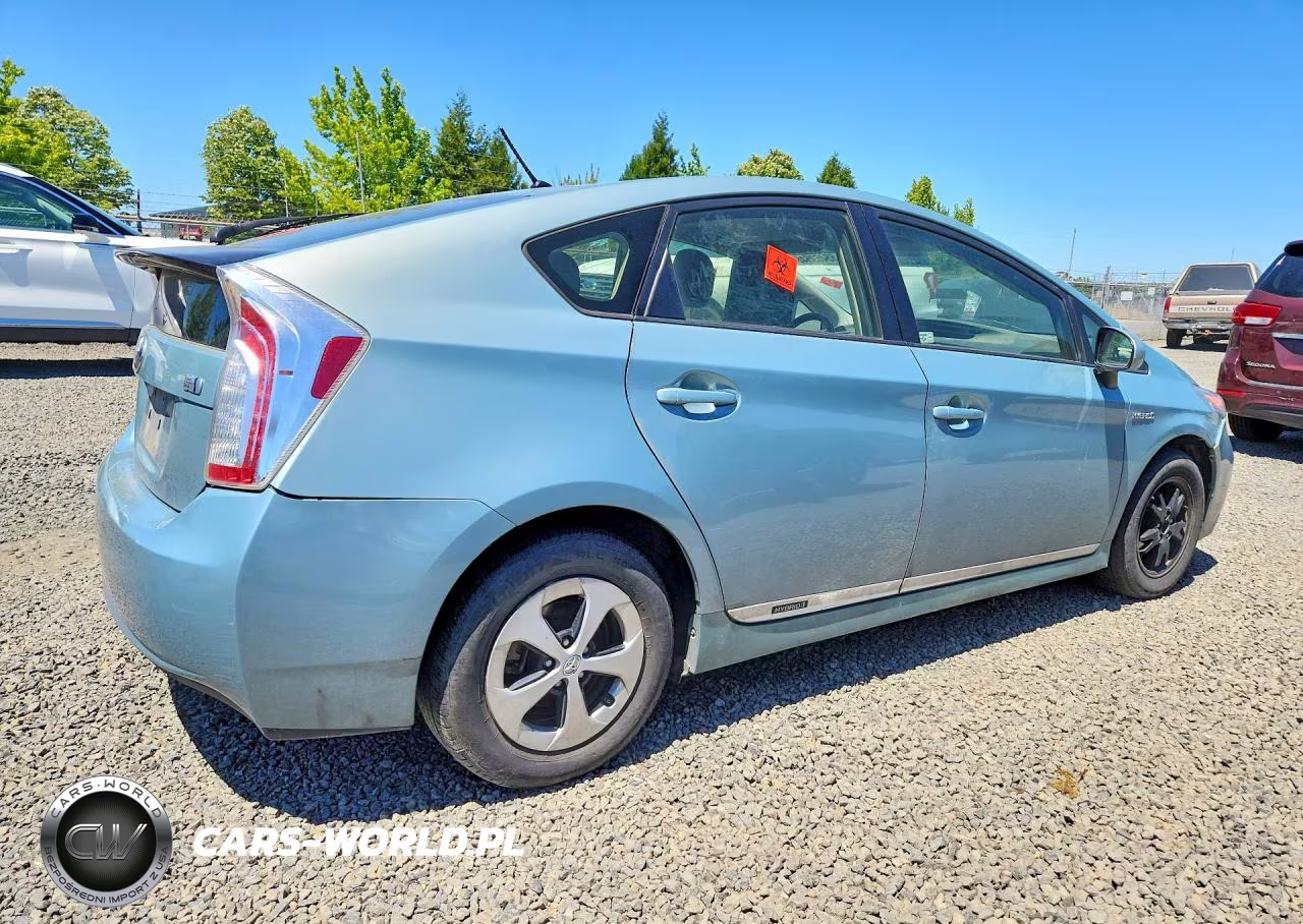 2012 Toyota Prius Two VIN:JTDKN3DU5C1502879 - 3