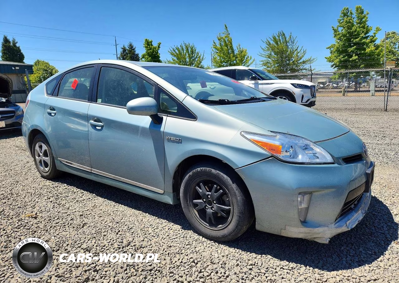 2012 Toyota Prius Two VIN:JTDKN3DU5C1502879 - 4