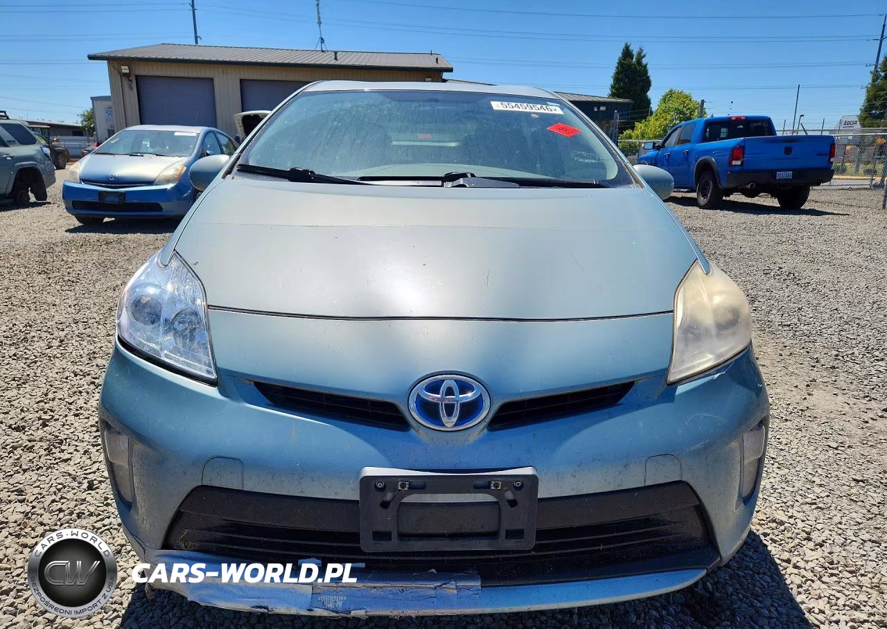 2012 Toyota Prius Two VIN:JTDKN3DU5C1502879 - 5