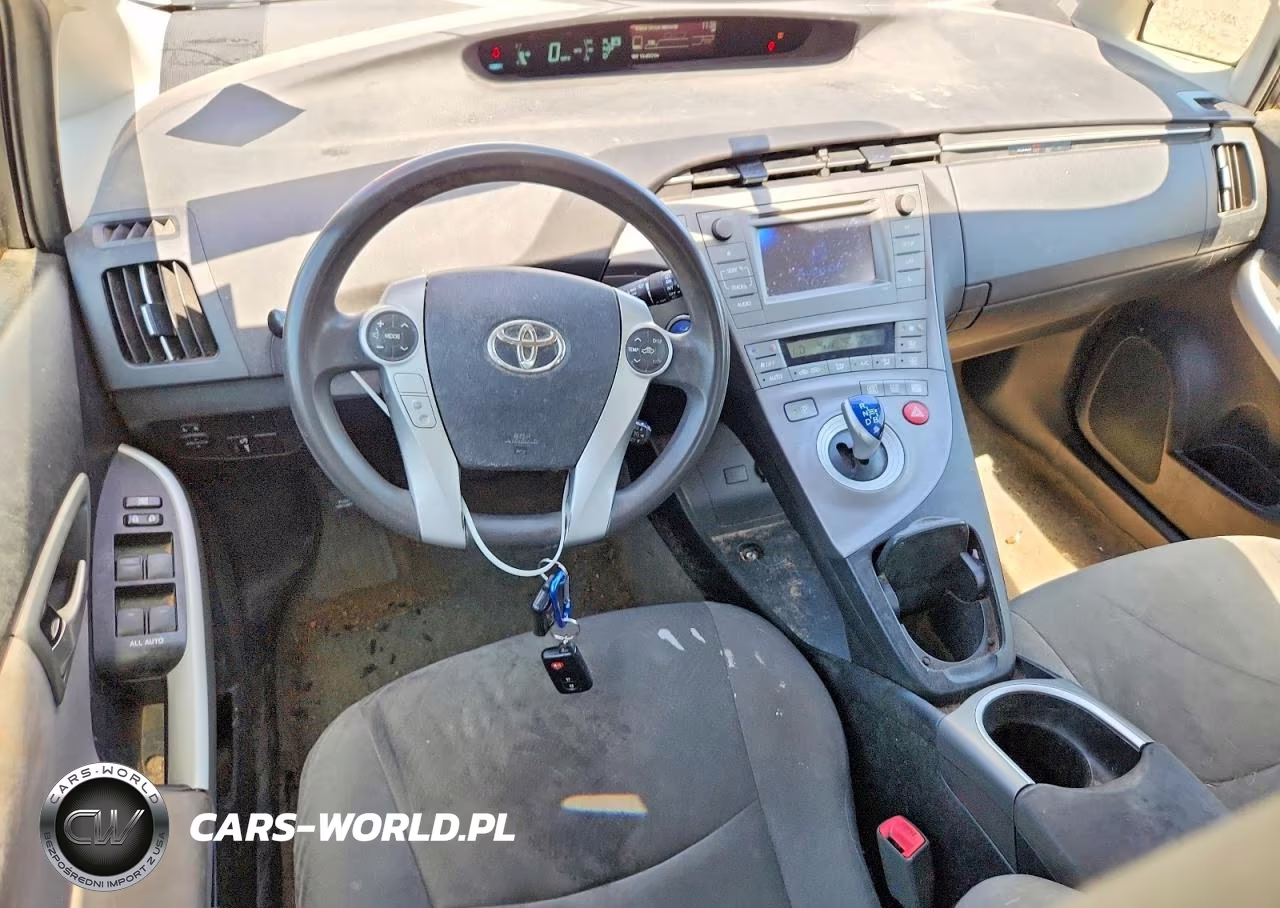 2012 Toyota Prius Two VIN:JTDKN3DU5C1502879 - 8