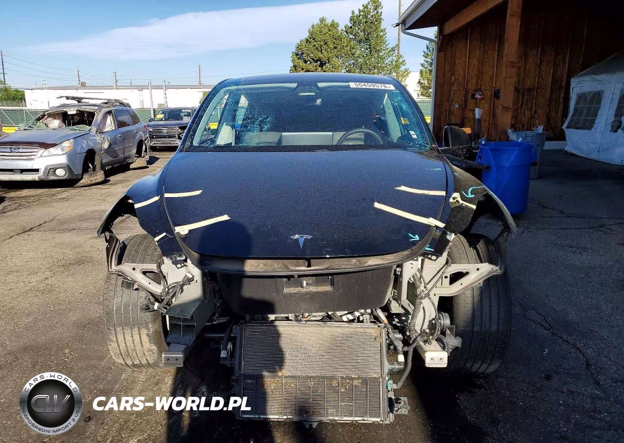2020 Tesla Model Y VIN:5YJYGDEE1LF019947 - 5