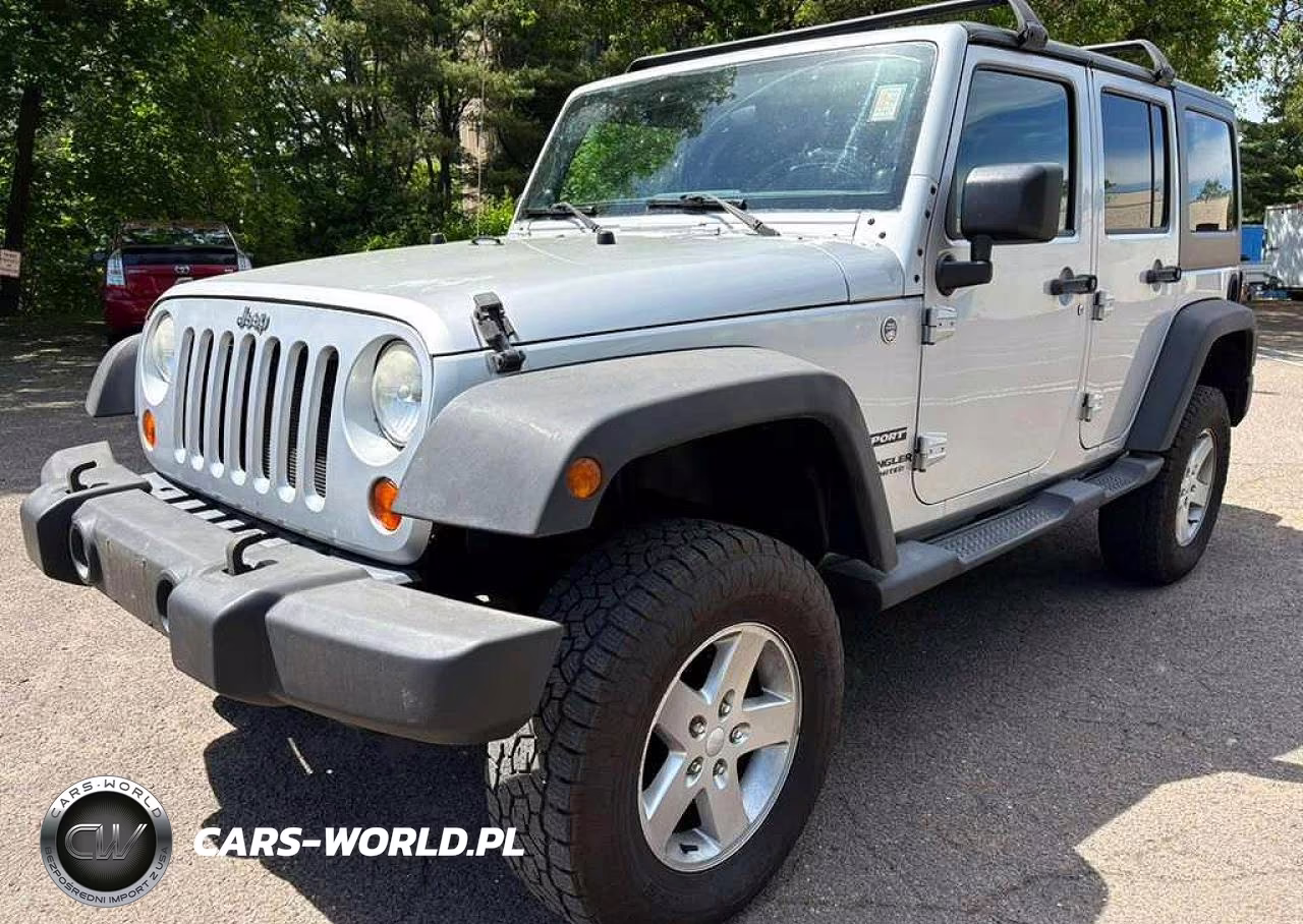 2011 Jeep Wrangler Unlimited Sport – zdjęcie 1 z 12