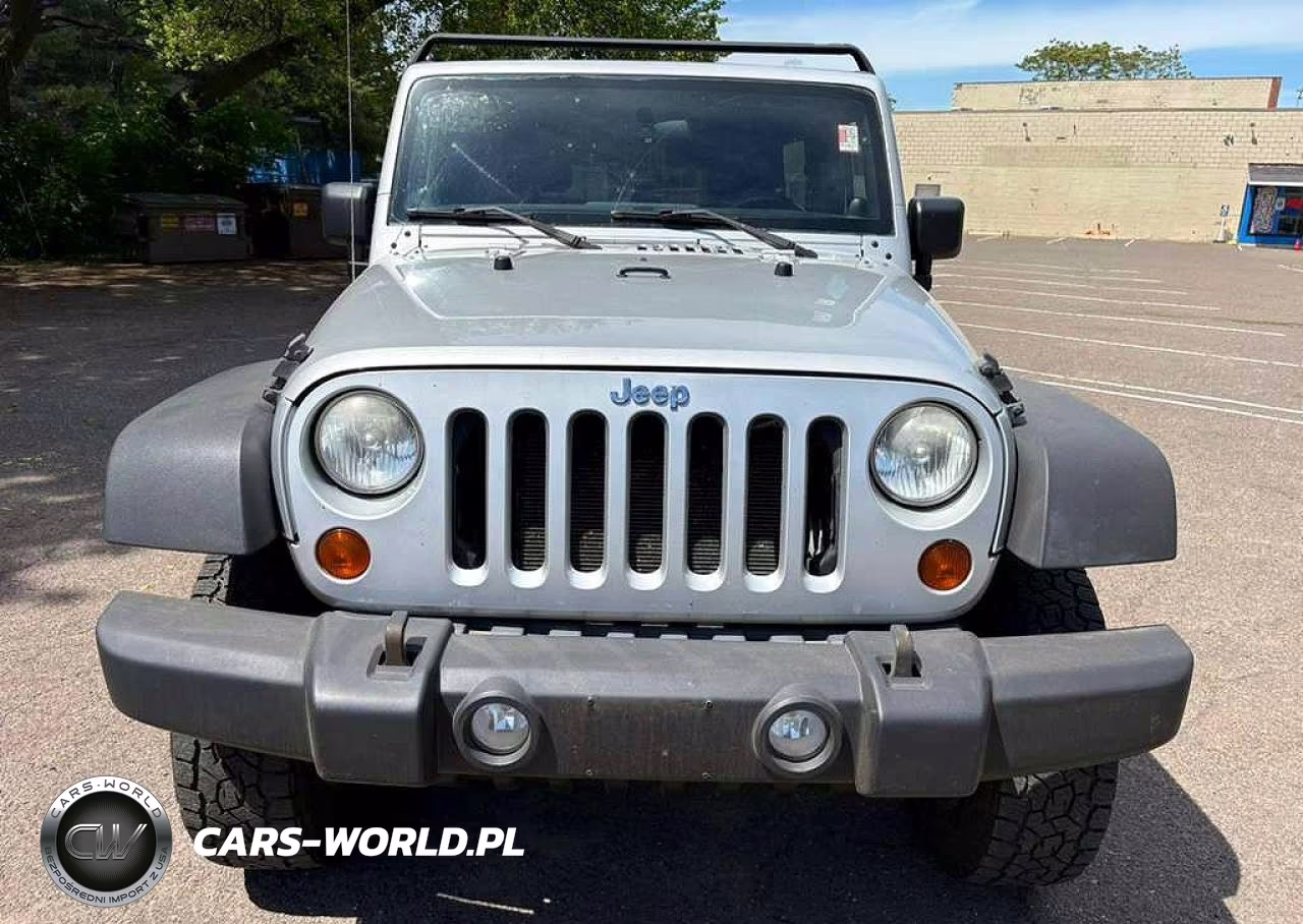 2011 Jeep Wrangler Unlimited Sport VIN:1J4BA3H19BL528443 - 10