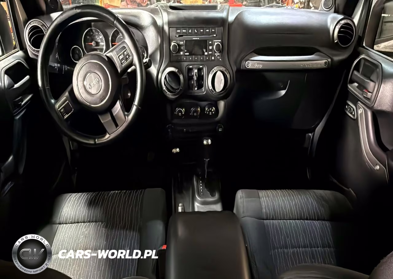 2011 Jeep Wrangler Unlimited Sport VIN:1J4BA3H19BL528443 - 5