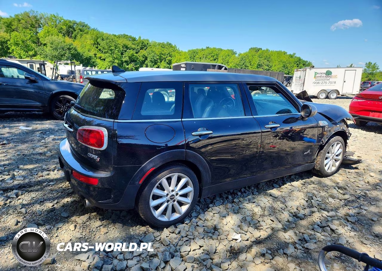 2017 Mini Cooper S Clubman All4 VIN:WMWLU5C32H2E83995 - 3