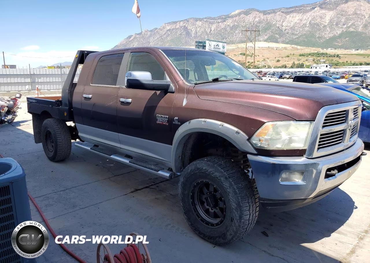 2012 Dodge Ram 2500 Laramie VIN:3C6UD5NL9CG130081 - 4