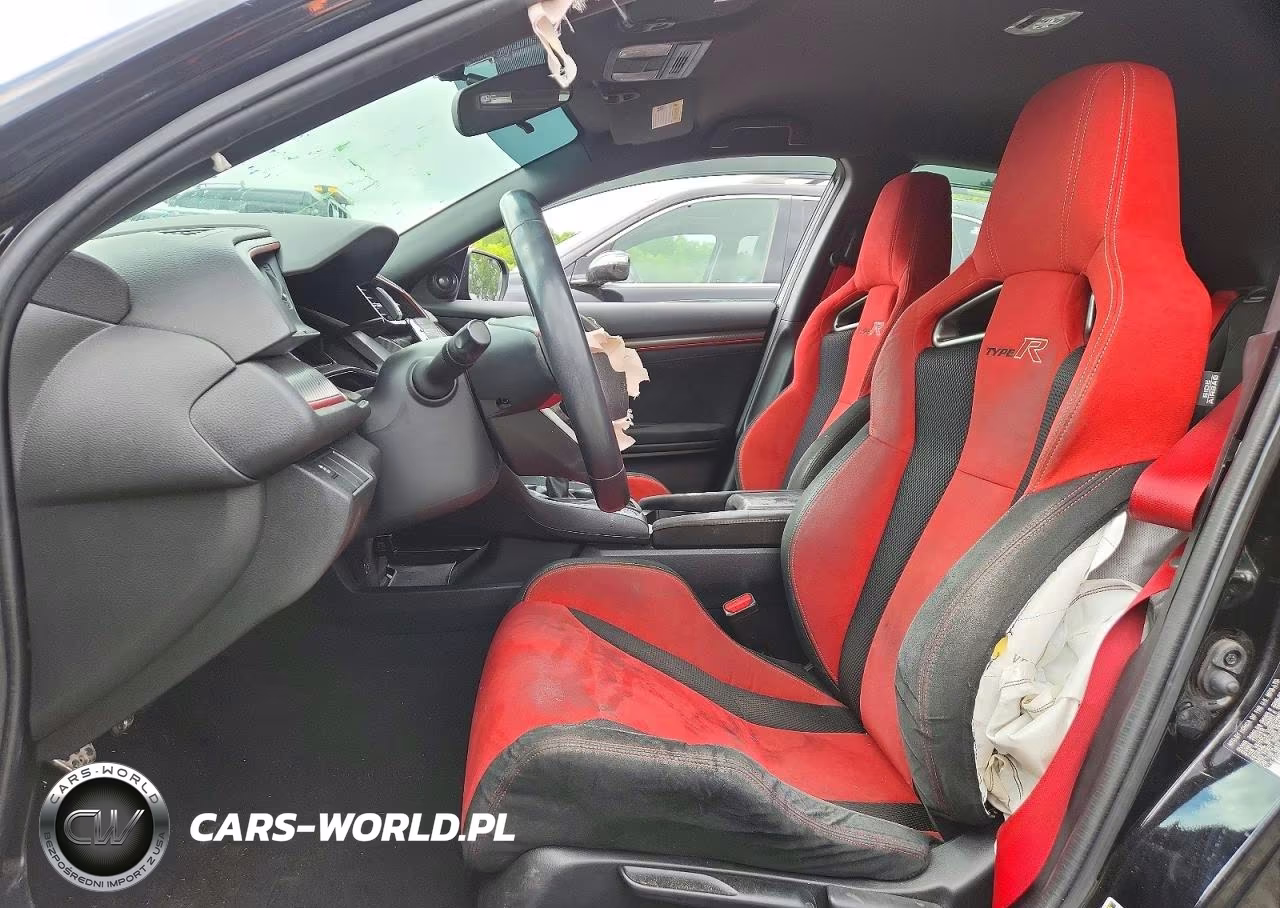 2019 Honda Civic Type-R Touring VIN:SHHFK8G79KU205244 - 7