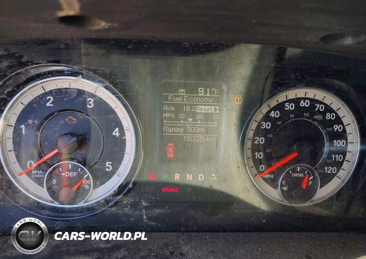 2018 Ram 2500 St VIN:3C6UR5CL7JG347324 - 9