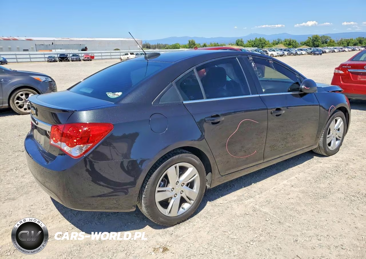 2015 Chevrolet Cruze VIN:1G1P75SZ8F7190884 - 3