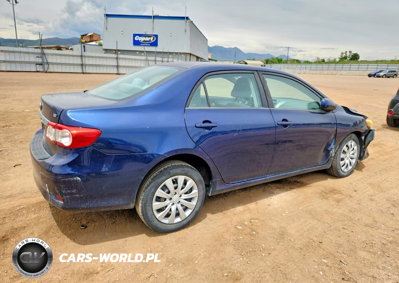2012 Toyota Corolla Le VIN:5YFBU4EE4CP064352 - 3