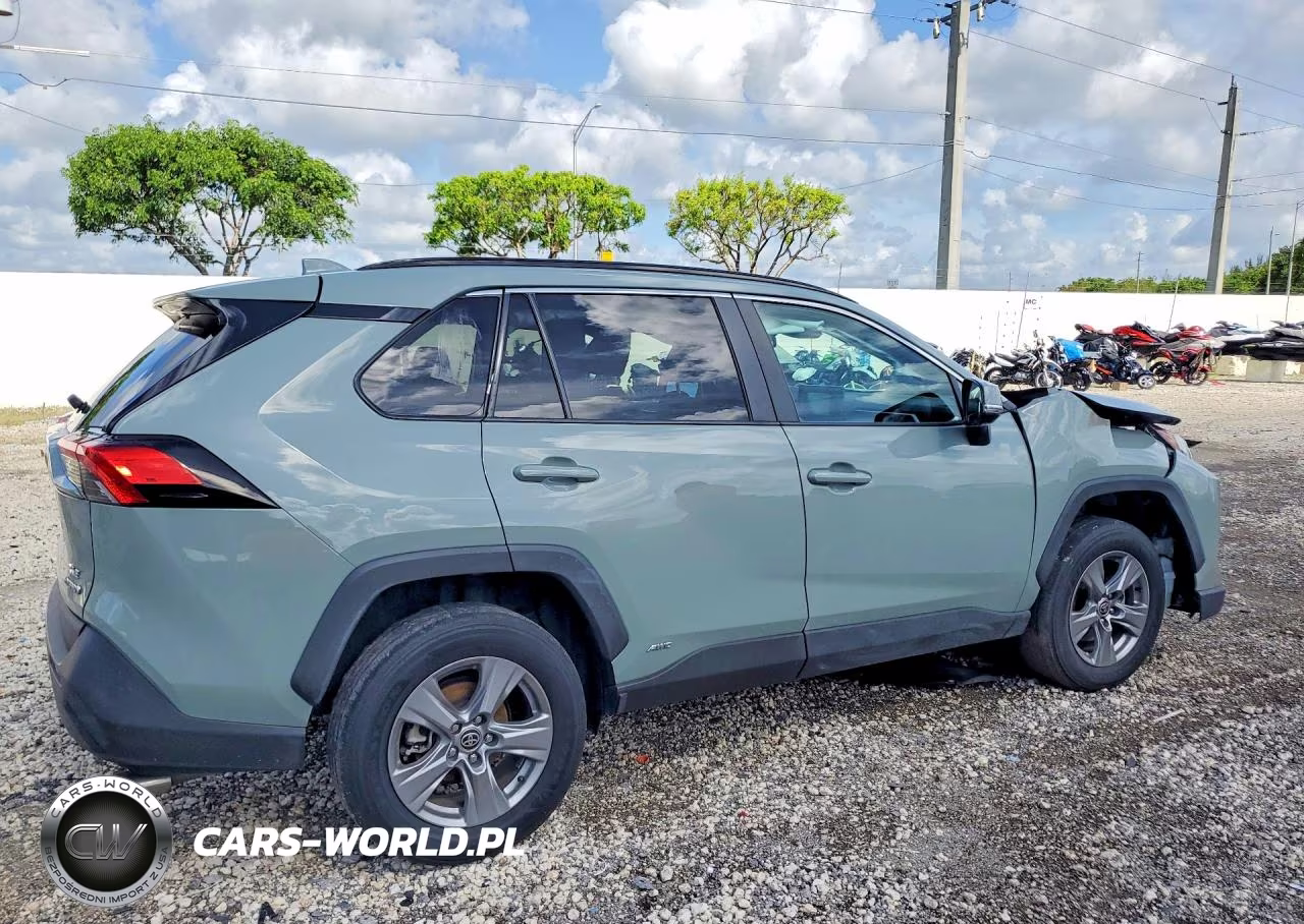 2022 Toyota Rav4 Xle VIN:4T3RWRFV9NU075926 - 3
