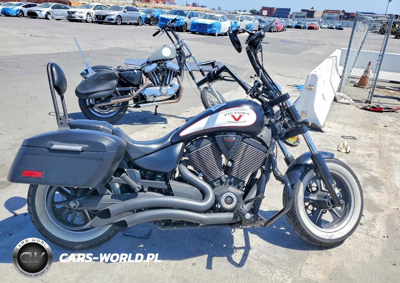 2014 Victory Motorcycles High-Ball – zdjęcie 1 z 9