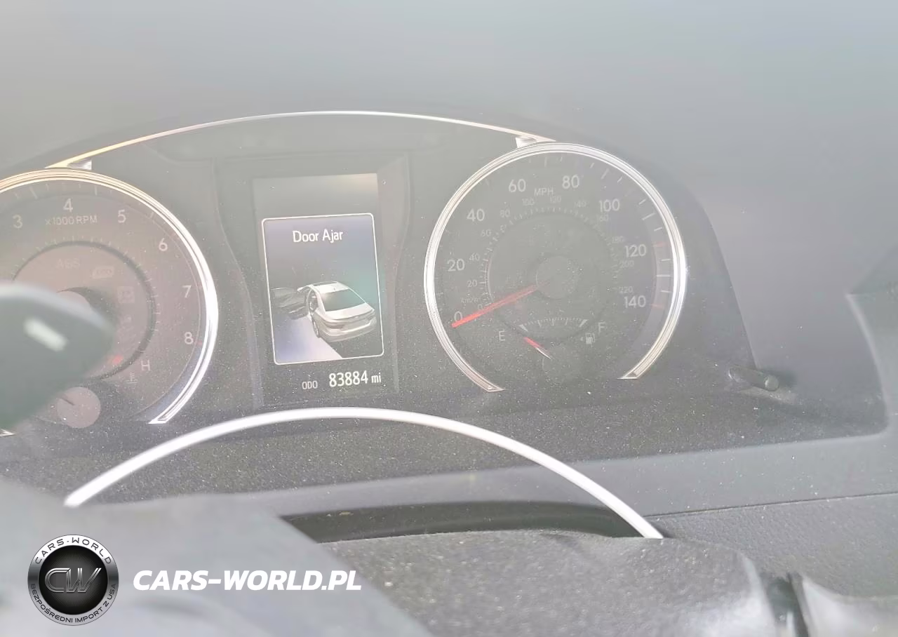 2016 Toyota Camry VIN:4T1BF1FK2GU555777 - 9