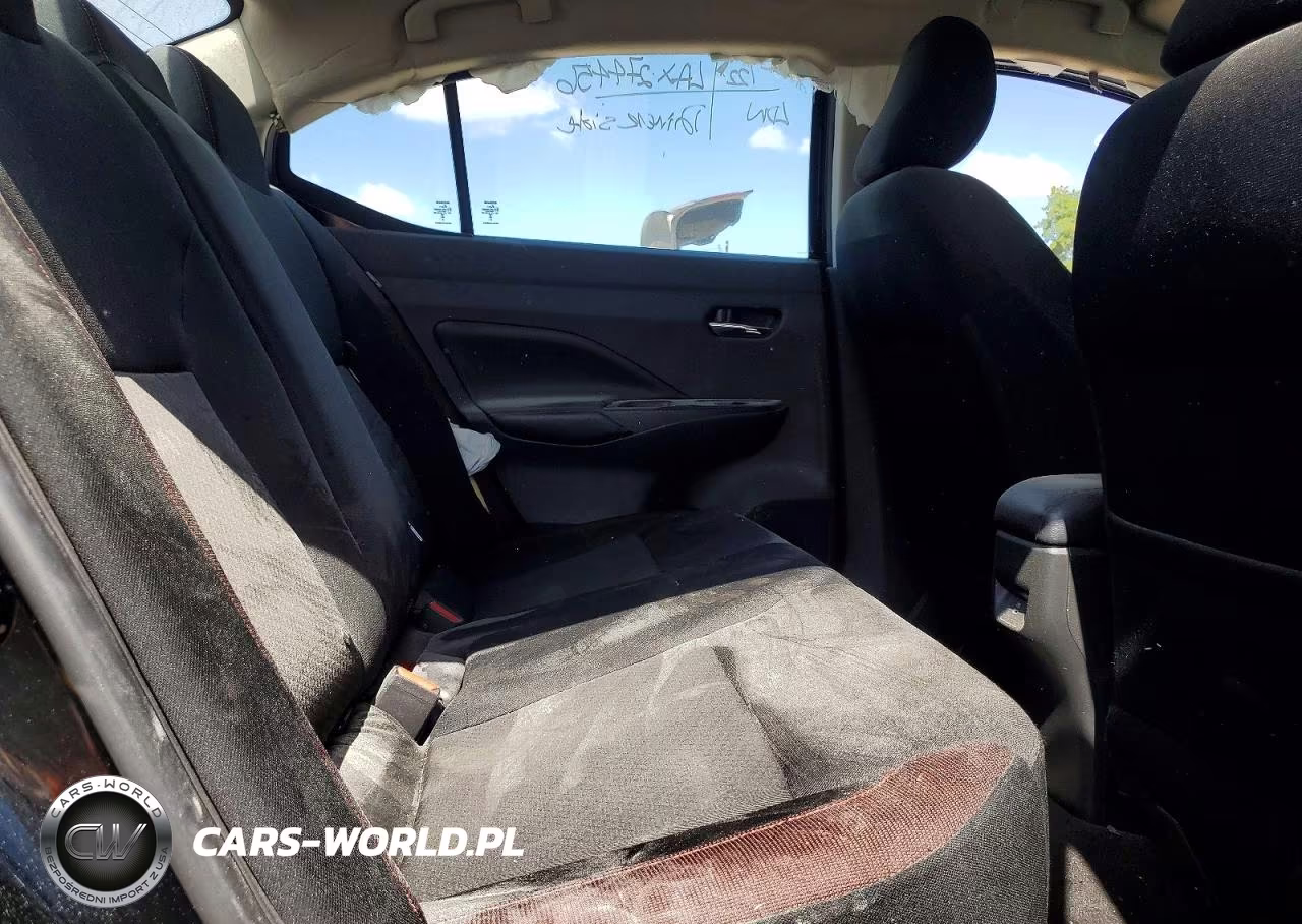 2024 Nissan Versa Sr VIN:3N1CN8FV2RL843961 - 10