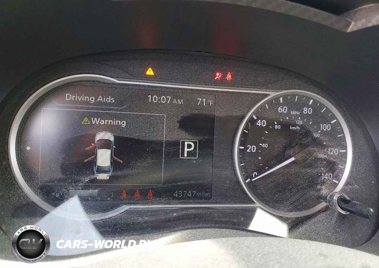 2024 Nissan Versa Sr VIN:3N1CN8FV2RL843961 - 9