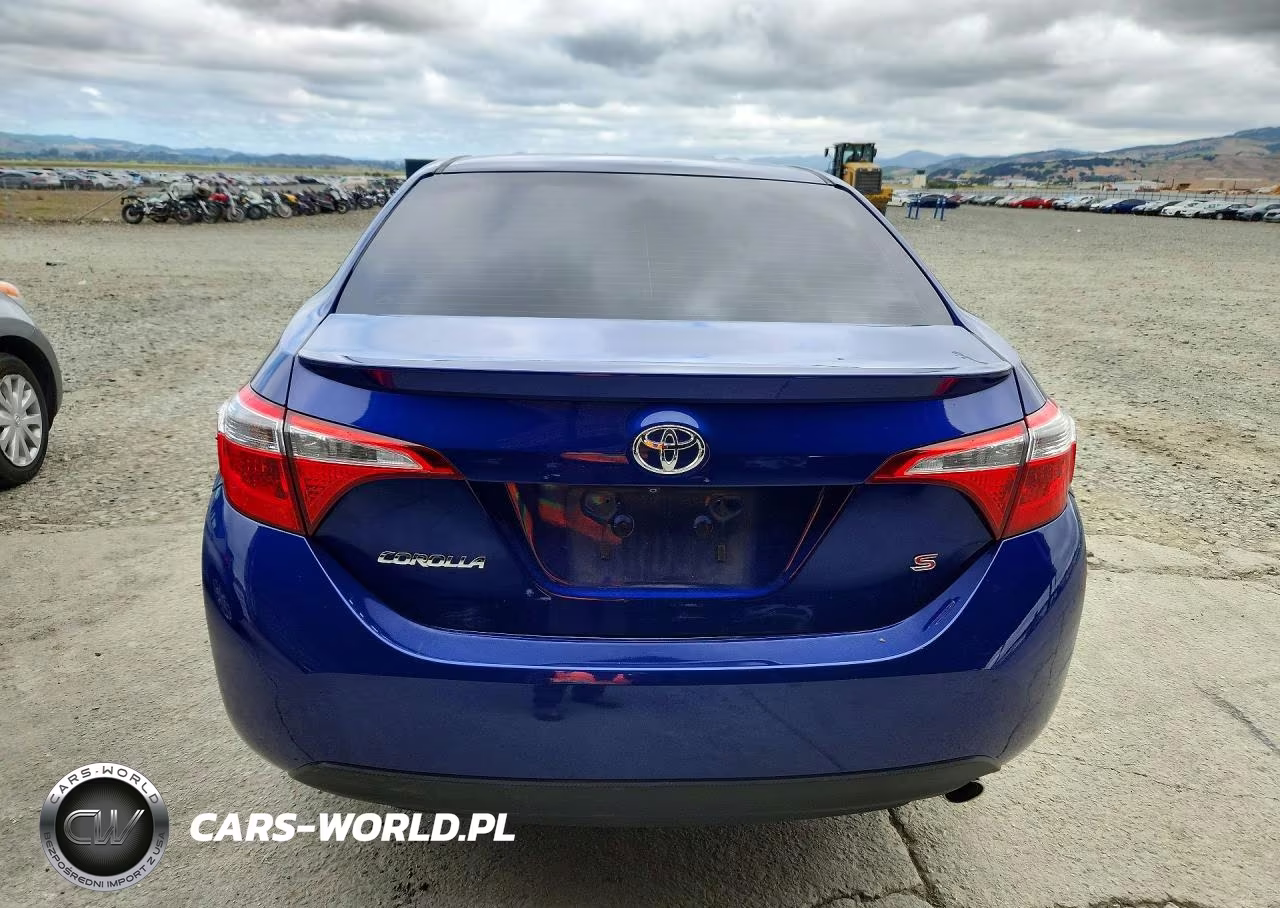 2016 Toyota Corolla S Plus VIN:5YFBURHE5GP421388 - 6