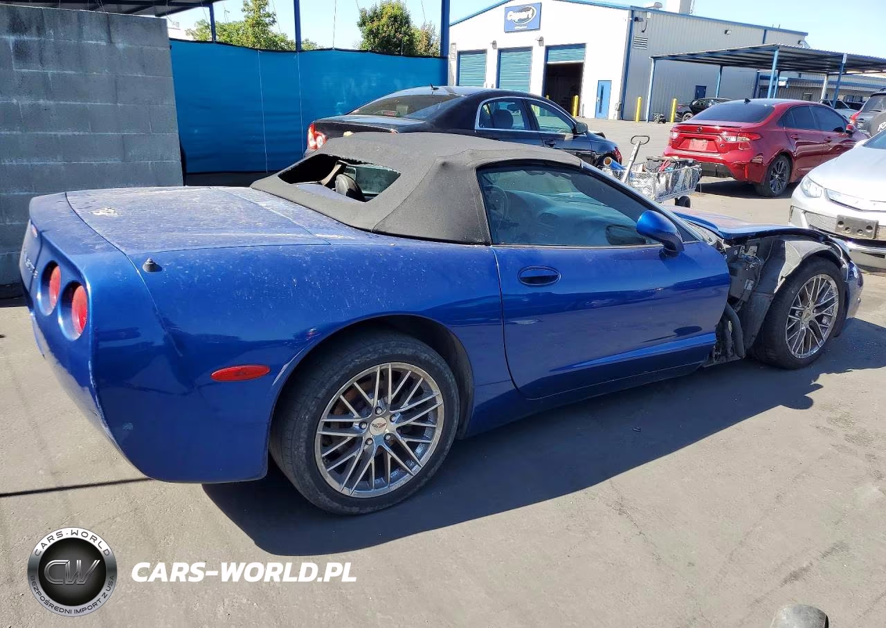 2003 Chevrolet Corvette VIN:1G1YY32G435104143 - 3