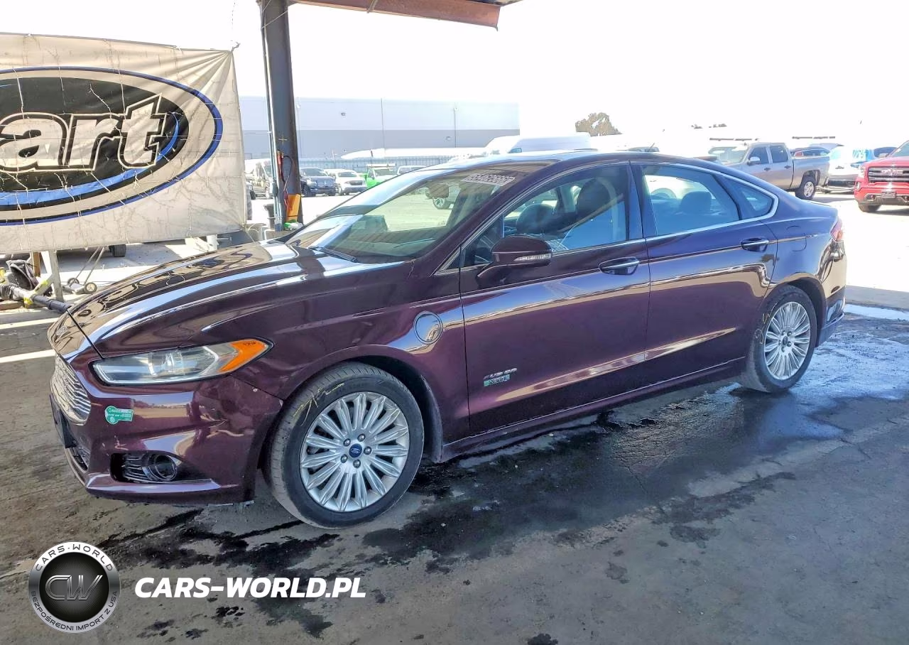 2013 Ford Fusion Titanium Phev – zdjęcie 1 z 12